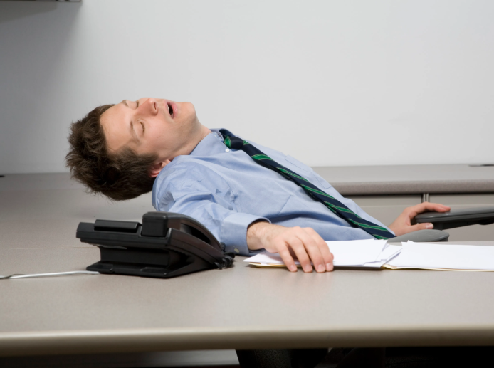 berapa lama waktu tidur siang yang cukup?