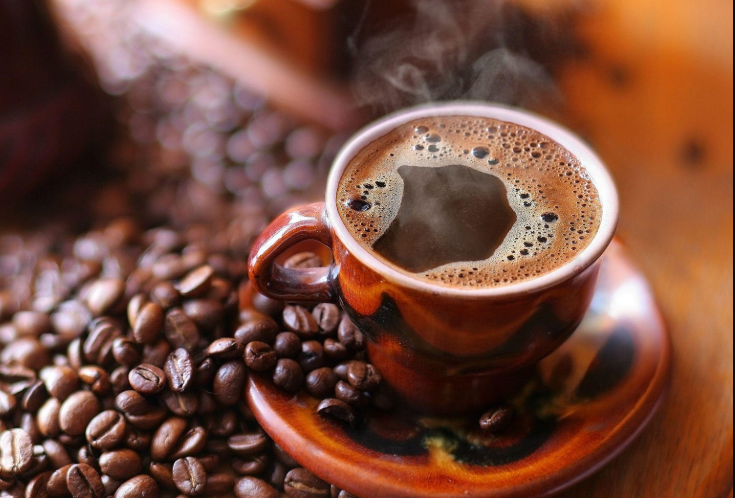 Waktu terbaik minum kopi