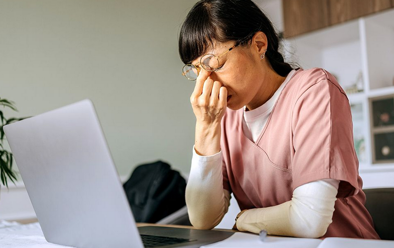 tanda kamu lagi stress